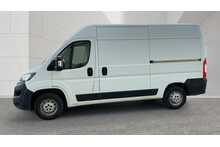 Peugeot Boxer BlueHDi 335 Professional 