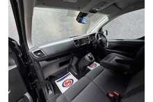 Toyota ProAce D Design 