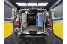 Peugeot Expert BlueHDi 1200 Professional Premium 