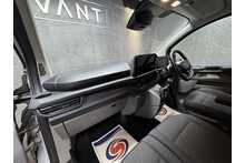 Ford Transit Custom 320 EcoBlue Limited 