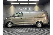 Vauxhall Vivaro Turbo D 2900 Sportive 