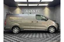 Vauxhall Vivaro Turbo D 2900 Sportive 