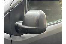 Vauxhall Vivaro Turbo D 2900 Sportive 
