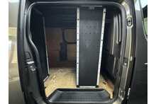 Vauxhall Vivaro Turbo D 2900 Sportive 