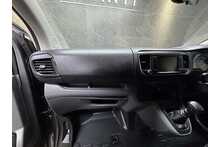 Vauxhall Vivaro Turbo D 2900 Sportive 