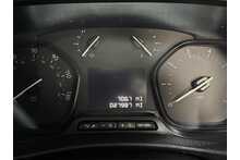 Vauxhall Vivaro Turbo D 2900 Sportive 