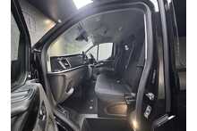 Ford Transit Custom 320 EcoBlue Limited 