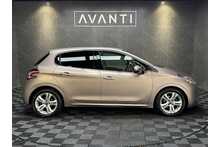 Peugeot 208 VTi Allure 