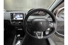 Peugeot 208 VTi Allure 