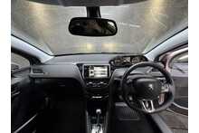 Peugeot 208 VTi Allure 