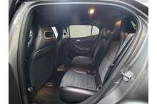 Mercedes-Benz GLA GLA220d AMG Line 