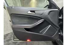 Mercedes-Benz GLA GLA220d AMG Line 