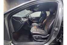 Mercedes-Benz GLA GLA220d AMG Line 