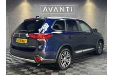 Mitsubishi Outlander DI-D 4 