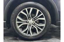 Mitsubishi Outlander DI-D 4 