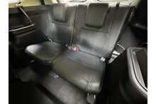 Mitsubishi Outlander DI-D 4 