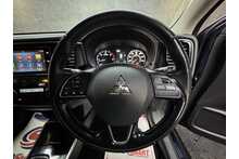 Mitsubishi Outlander DI-D 4 
