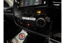 Mitsubishi Outlander DI-D 4 