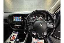 Mitsubishi Outlander DI-D 4 