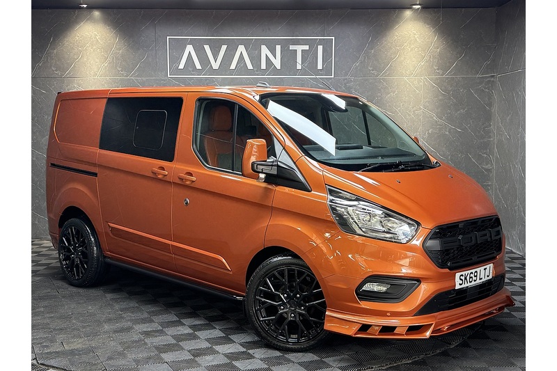 Ford 2.0 300 EcoBlue Limited Crew Van Double Cab 5dr Diesel Auto L1 H1 Euro 6 (s/s) (6 Seat) (170 ps)