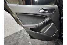 Mercedes-Benz GLA GLA200 AMG Line Edition 