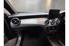Mercedes-Benz GLA GLA200 AMG Line Edition 