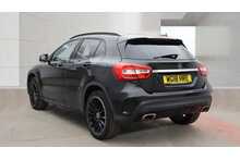 Mercedes-Benz GLA GLA200 AMG Line 
