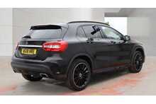 Mercedes-Benz GLA GLA200 AMG Line 