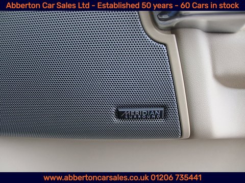 3.0 SD V6 HSE Luxury SUV 5dr Diesel Auto 4WD Euro 6 (s/s) (256 bhp)