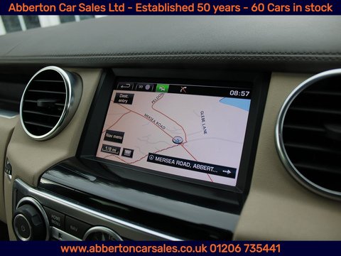 3.0 SD V6 HSE Luxury SUV 5dr Diesel Auto 4WD Euro 6 (s/s) (256 bhp)