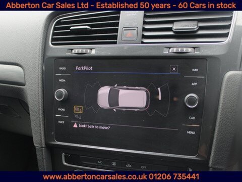 1.6 TDI BlueMotion Tech SE Nav Hatchback 5dr Diesel Manual Euro 6 (s/s) (115 ps)