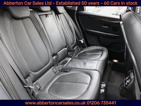 2.0 218d Luxury MPV 5dr Diesel Auto Euro 6 (s/s) (150 ps)