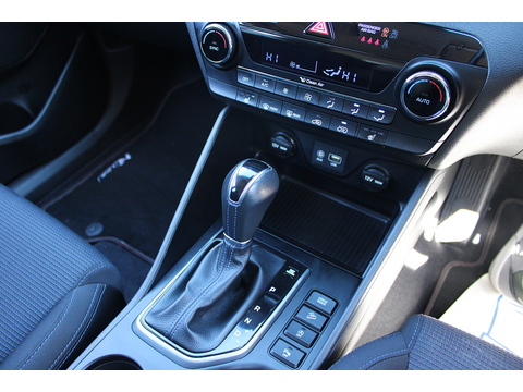 1.7 CRDi Blue Drive SE SUV 5dr Diesel DCT Euro 6 (s/s) (141 ps)