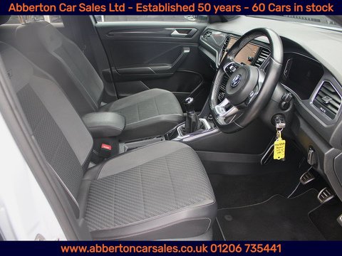 1.6 TDI R-Line SUV 5dr Diesel Manual Euro 6 (s/s) (115 ps)