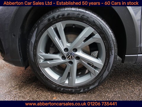 1.0 TSI R-Line SUV 5dr Petrol DSG Euro 6 (s/s) (110 ps)