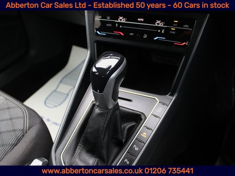 1.0 TSI R-Line SUV 5dr Petrol DSG Euro 6 (s/s) (110 ps)