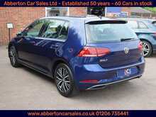 Volkswagen Golf TSI SE Nav 
