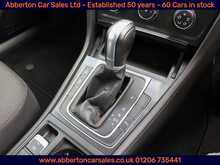 Volkswagen Golf TSI SE Nav 