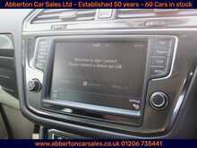 VOLKSWAGEN TIGUAN TDI BLUEMOTION TECH SEL LOW MILEAGE, SUNROOF, HEATED SEATS, DIGITAL DASH, CRUISE...