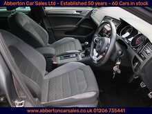 Volkswagen Golf TSI EVO R-Line 