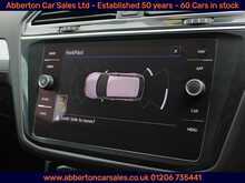 Volkswagen Tiguan TDI SE Navigation 