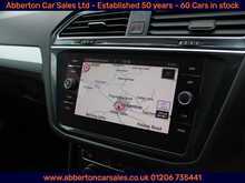 Volkswagen Tiguan TDI SE Navigation 