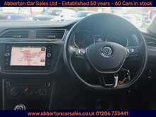 Volkswagen Tiguan TSI SE Navigation 