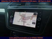 Volkswagen Tiguan TSI SE Navigation 