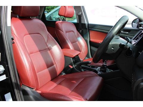 2.0 CRDi Premium SE SUV 5dr Diesel Manual 4WD Euro 6 (136 ps)