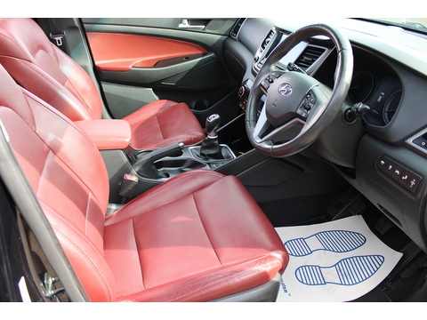 2.0 CRDi Premium SE SUV 5dr Diesel Manual 4WD Euro 6 (136 ps)