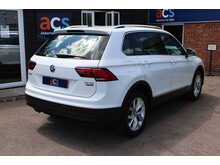 Volkswagen Tiguan TDI SE Navigation 