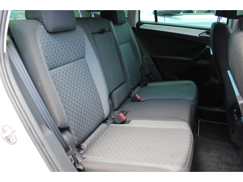 2.0 TDI SE Navigation SUV 5dr Diesel DSG 4Motion Euro 6 (s/s) (190 ps)