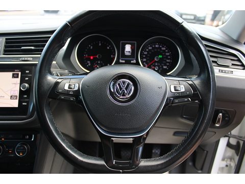2.0 TDI SE Navigation SUV 5dr Diesel DSG 4Motion Euro 6 (s/s) (190 ps)