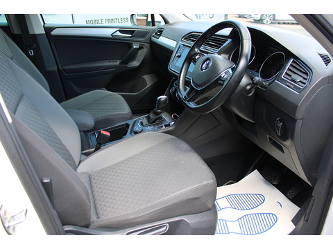 2.0 TDI SE Navigation SUV 5dr Diesel DSG 4Motion Euro 6 (s/s) (190 ps)